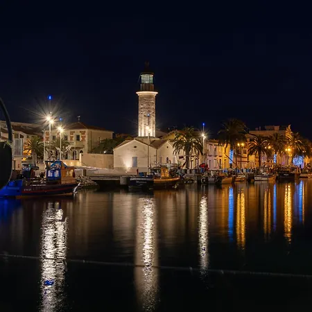 Floralies I-4 By Interhome Le Grau-du-Roi